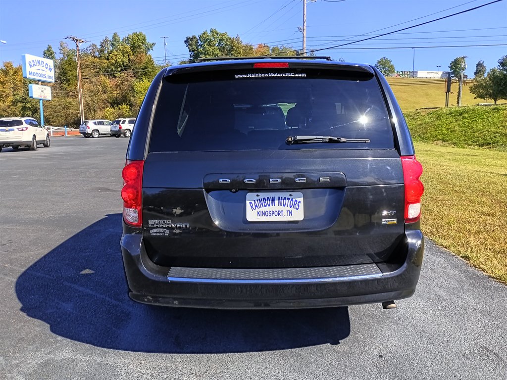 2019 Dodge Grand Caravan - $6,950