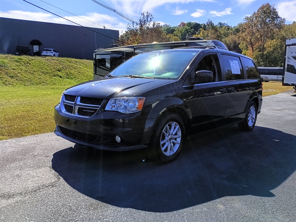 2019 Dodge Grand Caravan - $6,950