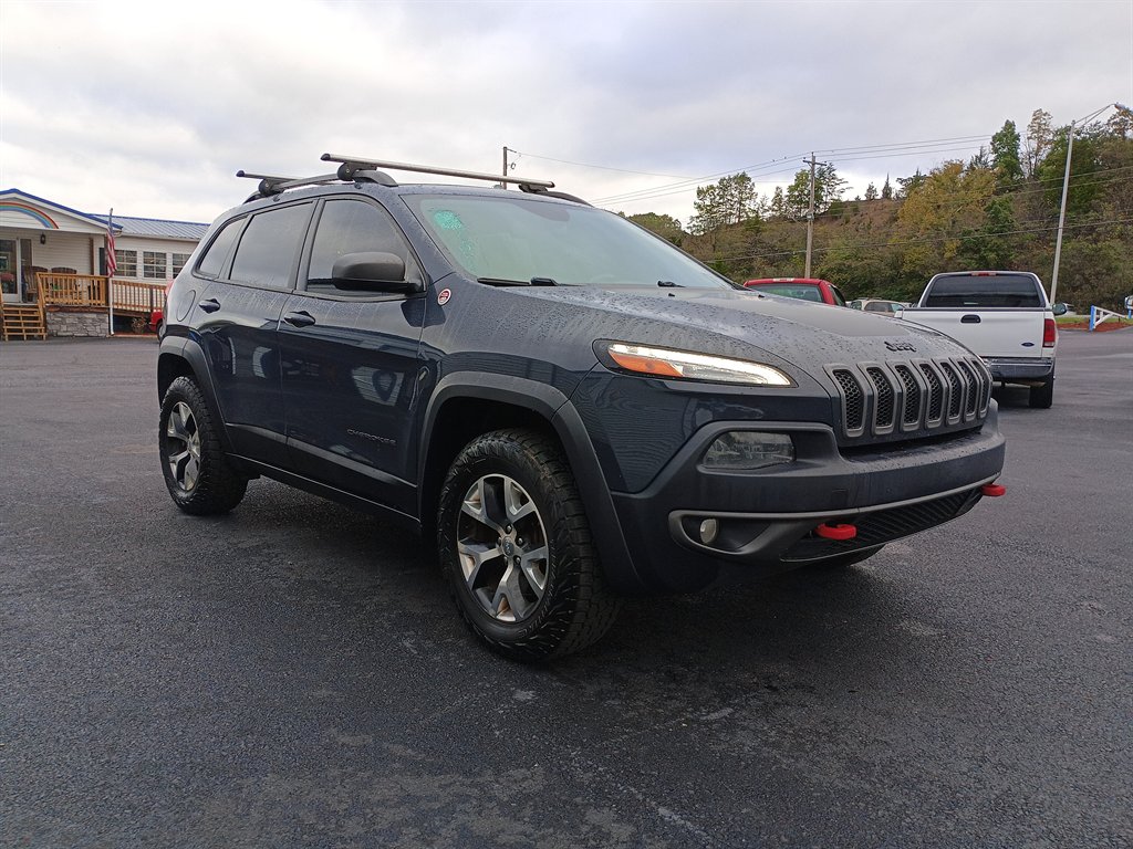 2016 Jeep Cherokee - $8,950