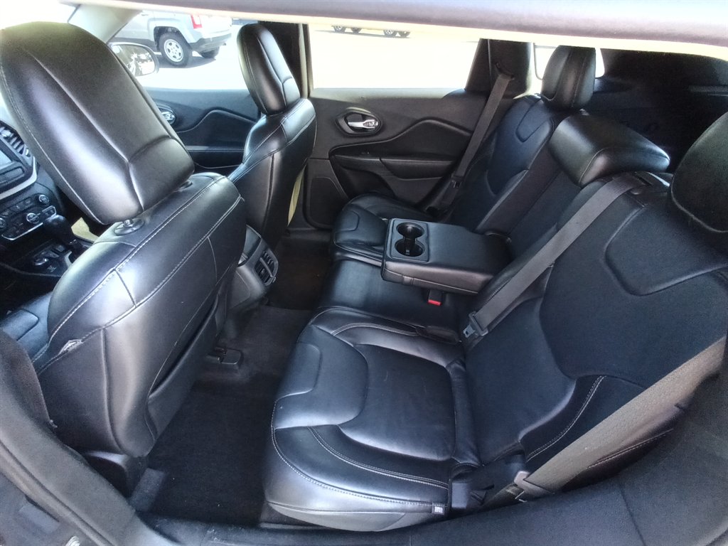 2016 Jeep Cherokee