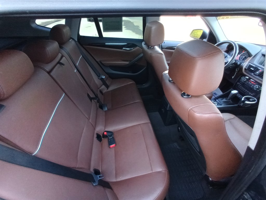 2015 BMW X1 - $5,950