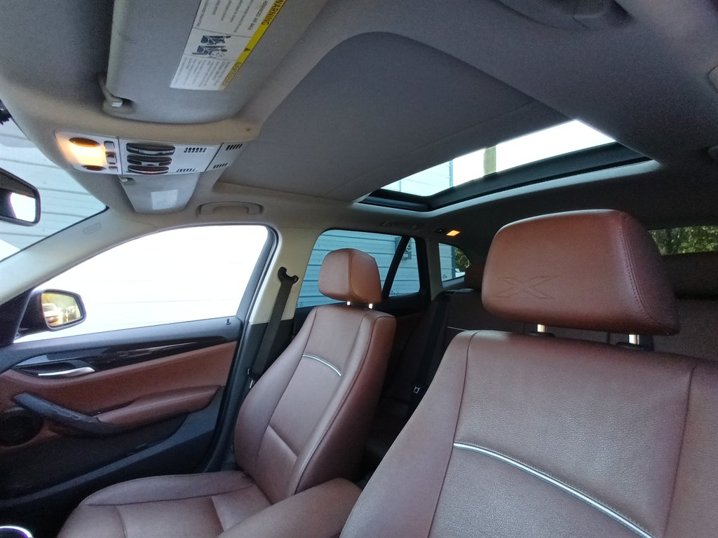 2015 BMW X1 - $5,950