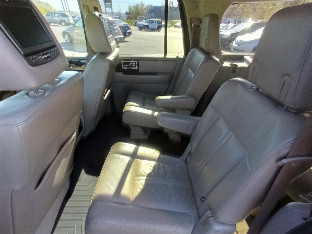 2016 Lincoln Navigator - $6,950