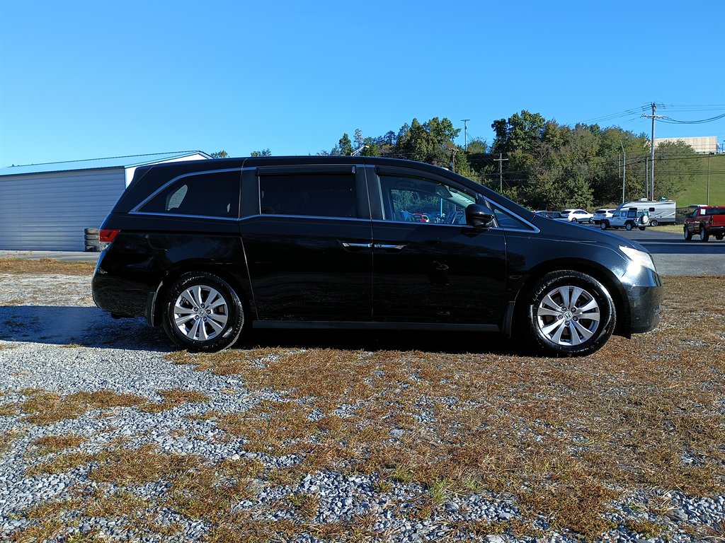 2016 Honda Odyssey - $7,950