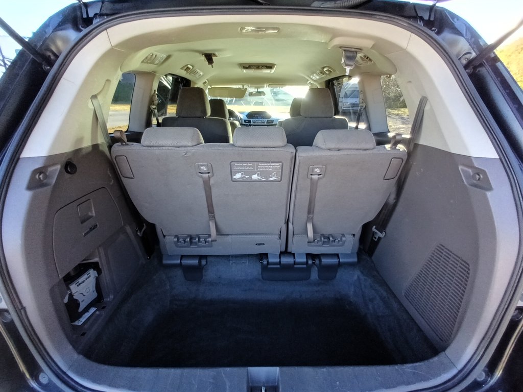 2016 Honda Odyssey - $7,950