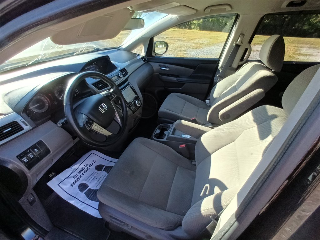 2016 Honda Odyssey - $7,950