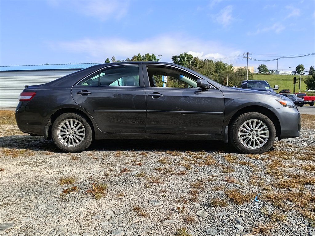 2010 Toyota Camry - $3,950