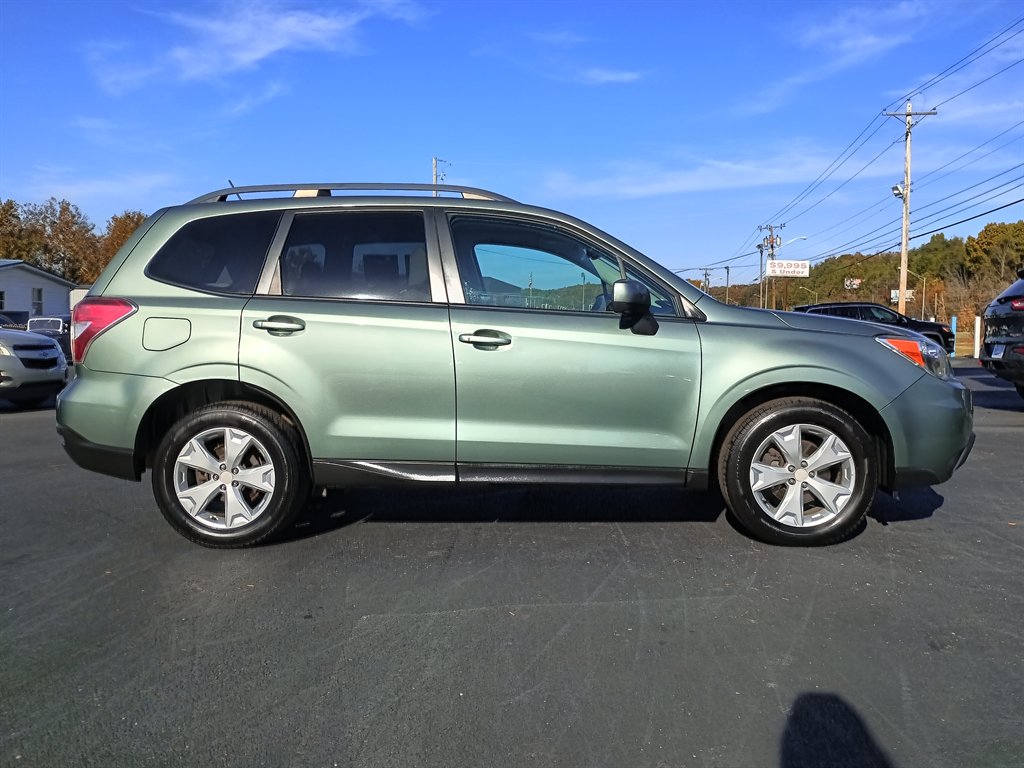 2015 Subaru Forester - $4,450