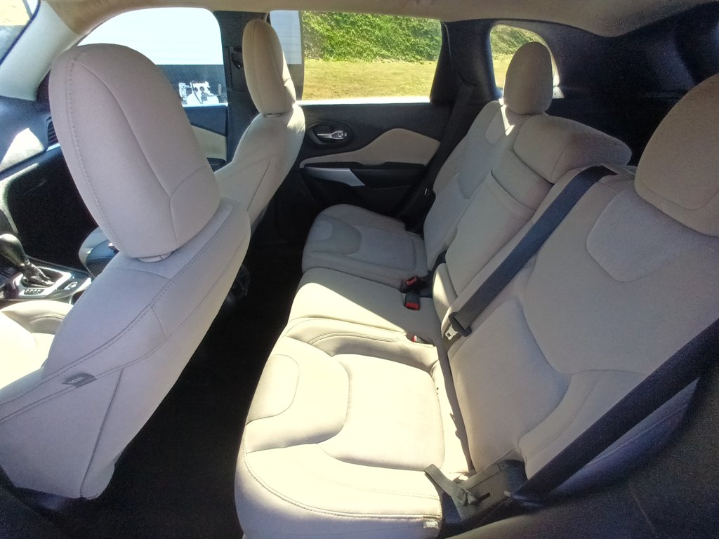 2018 Jeep Cherokee - $6,950