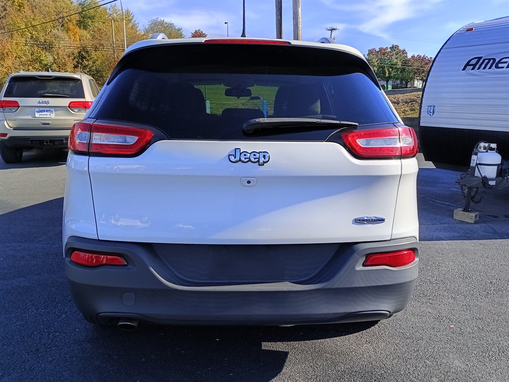 2018 Jeep Cherokee - $6,950