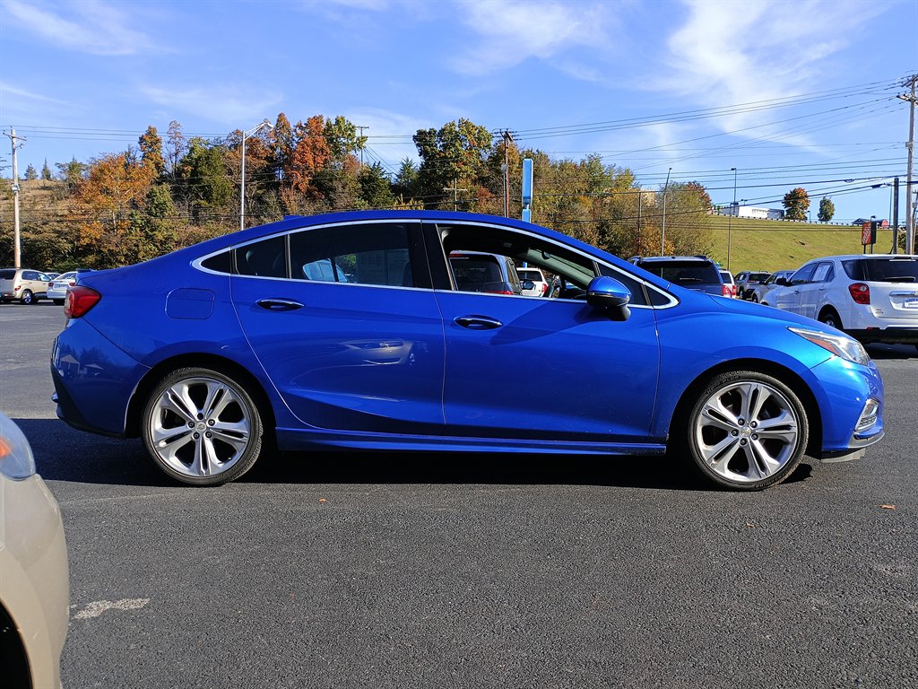 2018 Chevrolet Cruze - $8,950
