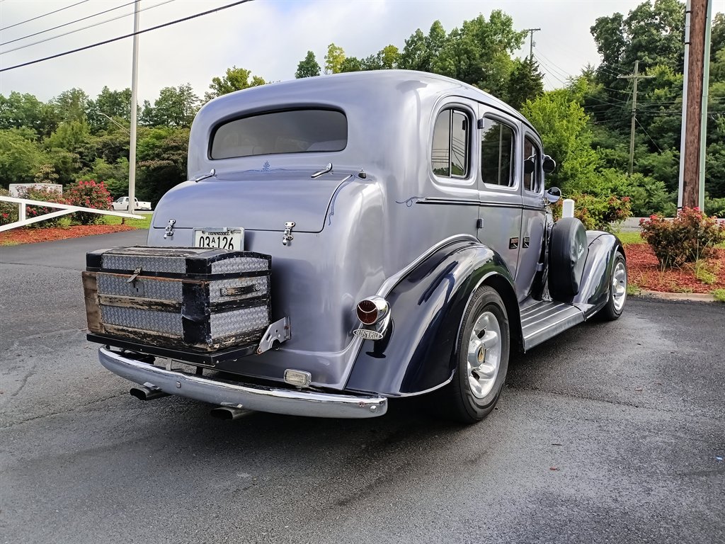 1934 Oldsmobile Streetrod