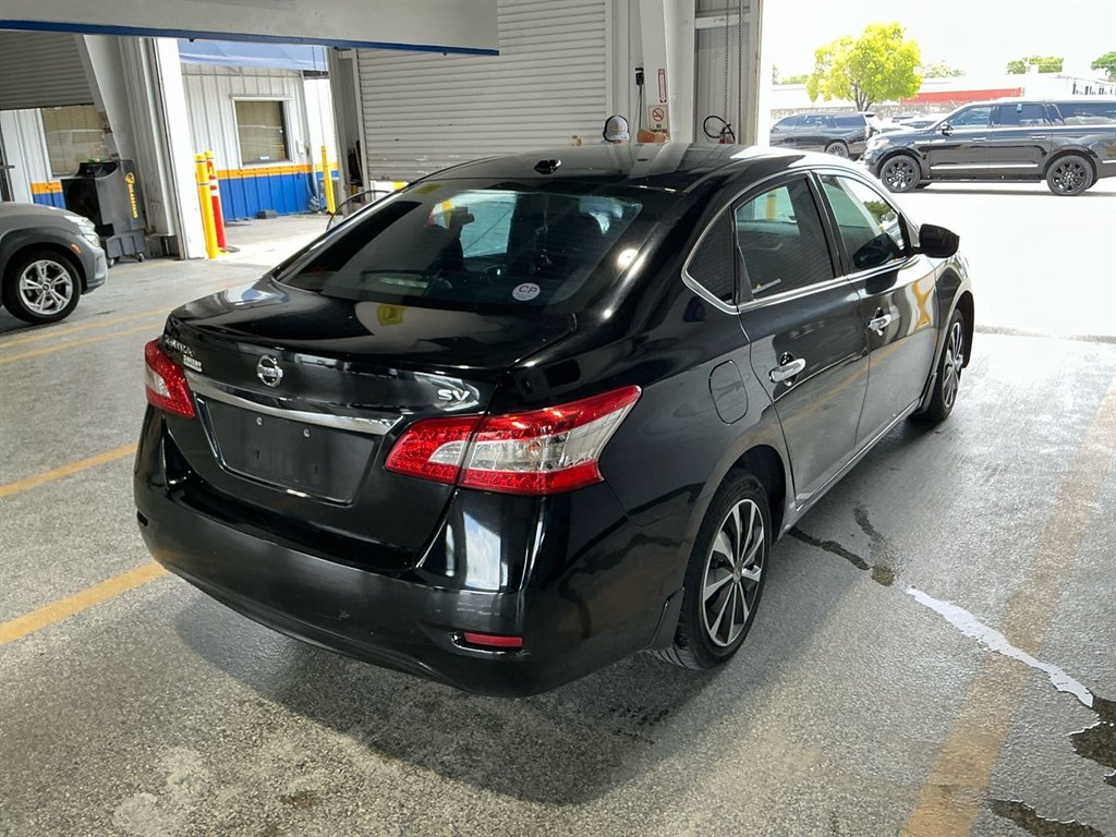 2015 Nissan Sentra - $1,950