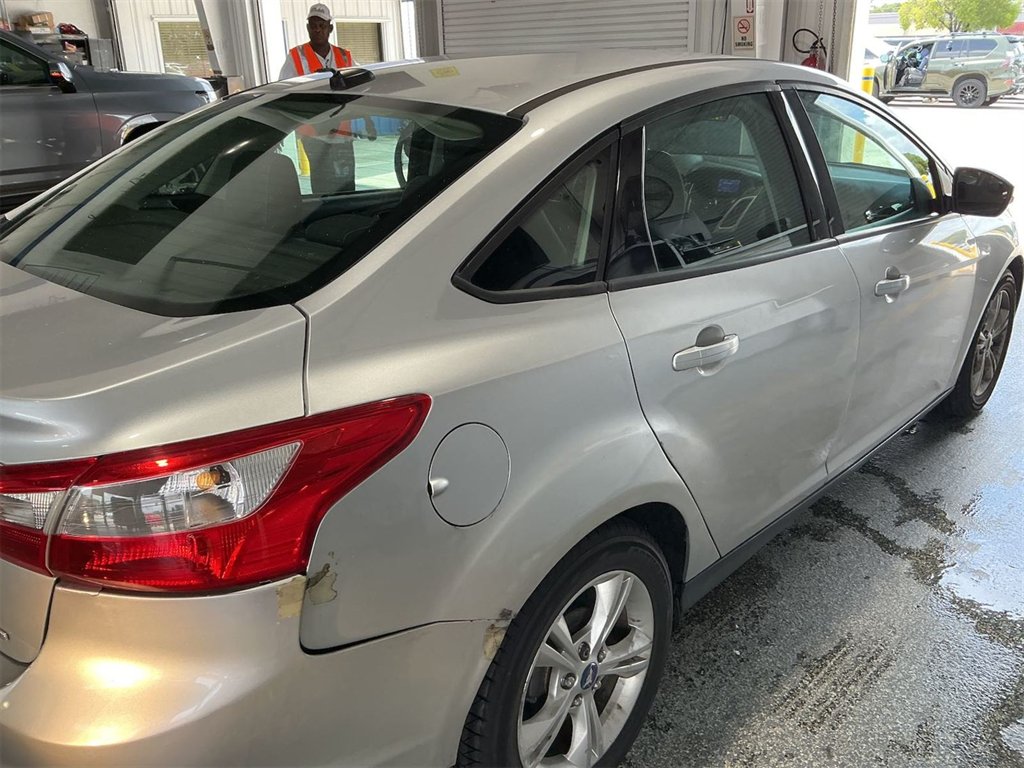 2013 Ford Focus - $950