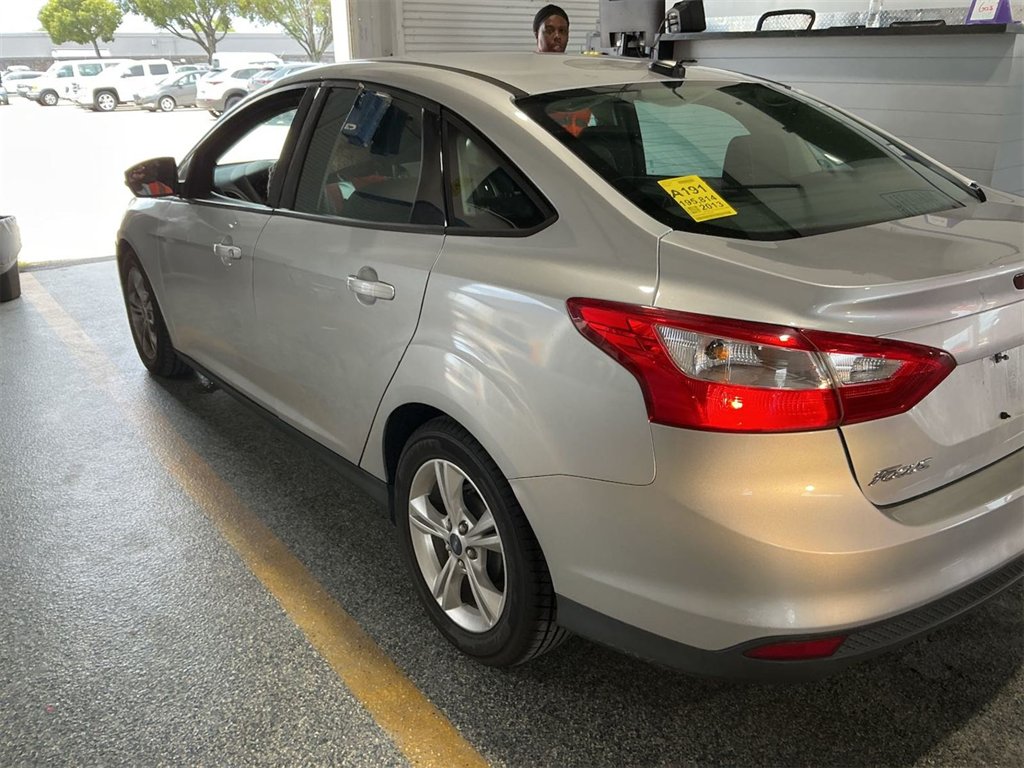 2013 Ford Focus - $950