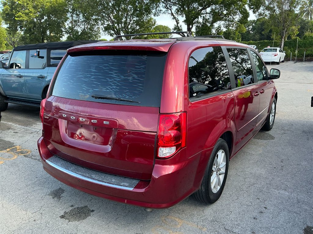 2014 Dodge Grand Caravan - $1,300