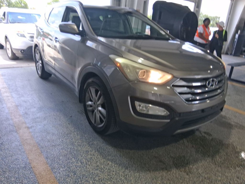 2014 Hyundai Santa Fe Sport - $2,650