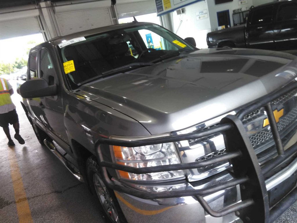 2013 Chevrolet Silverado - $2,750