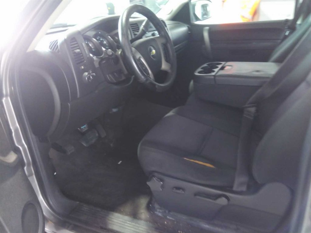 2013 Chevrolet Silverado - $2,750