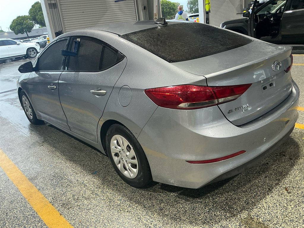 2017 Hyundai Elantra