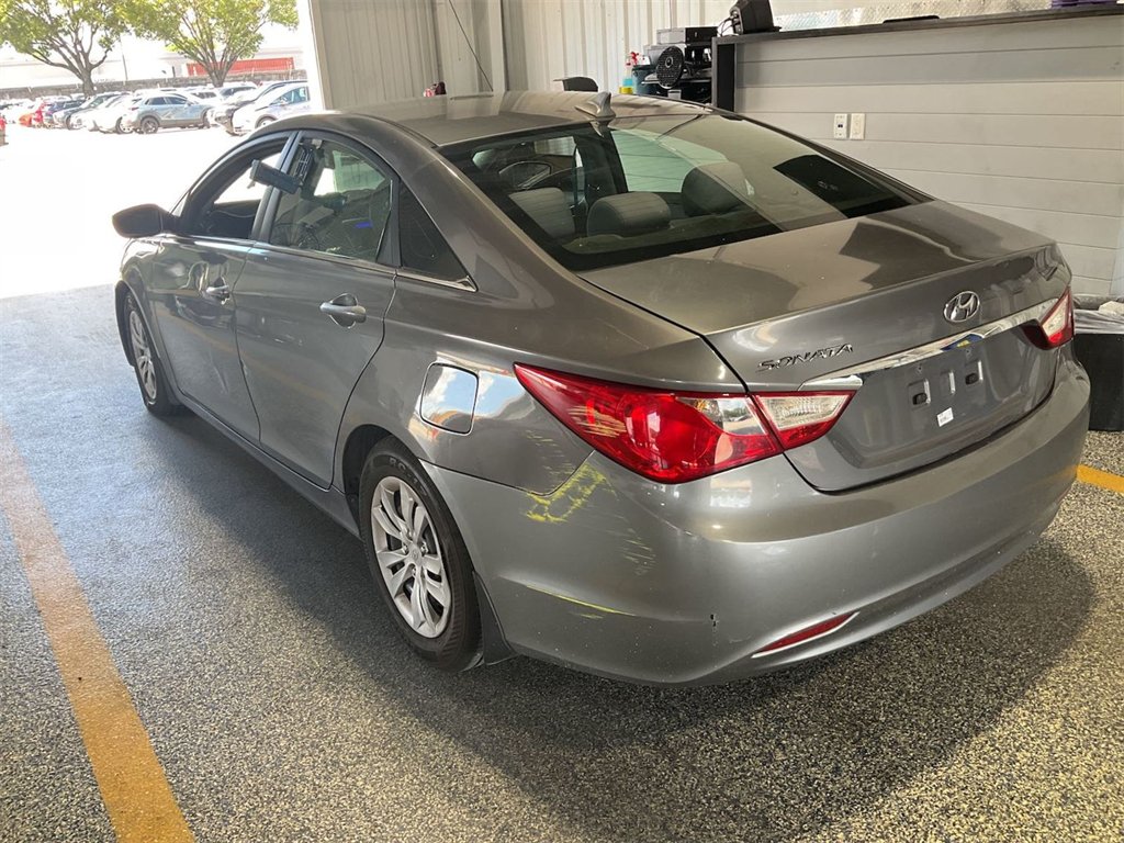 2011 Hyundai Sonata - $1,250
