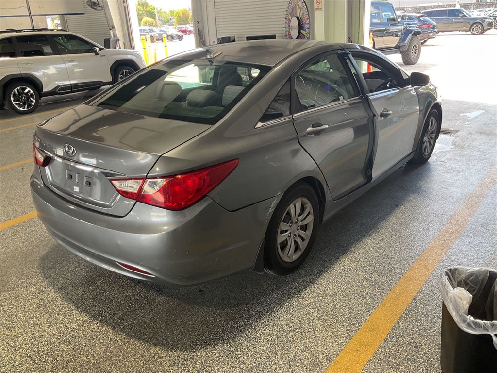 2011 Hyundai Sonata - $1,250