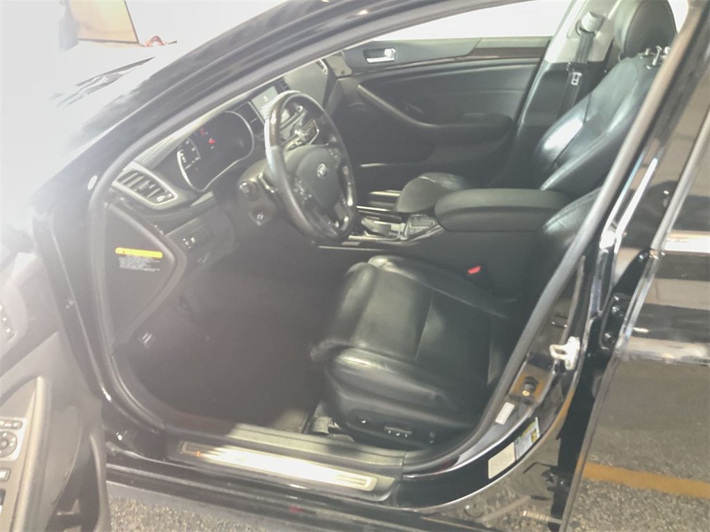 2014 Kia Cadenza - $2,950