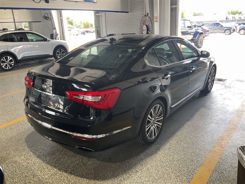 2014 Kia Cadenza - $2,950