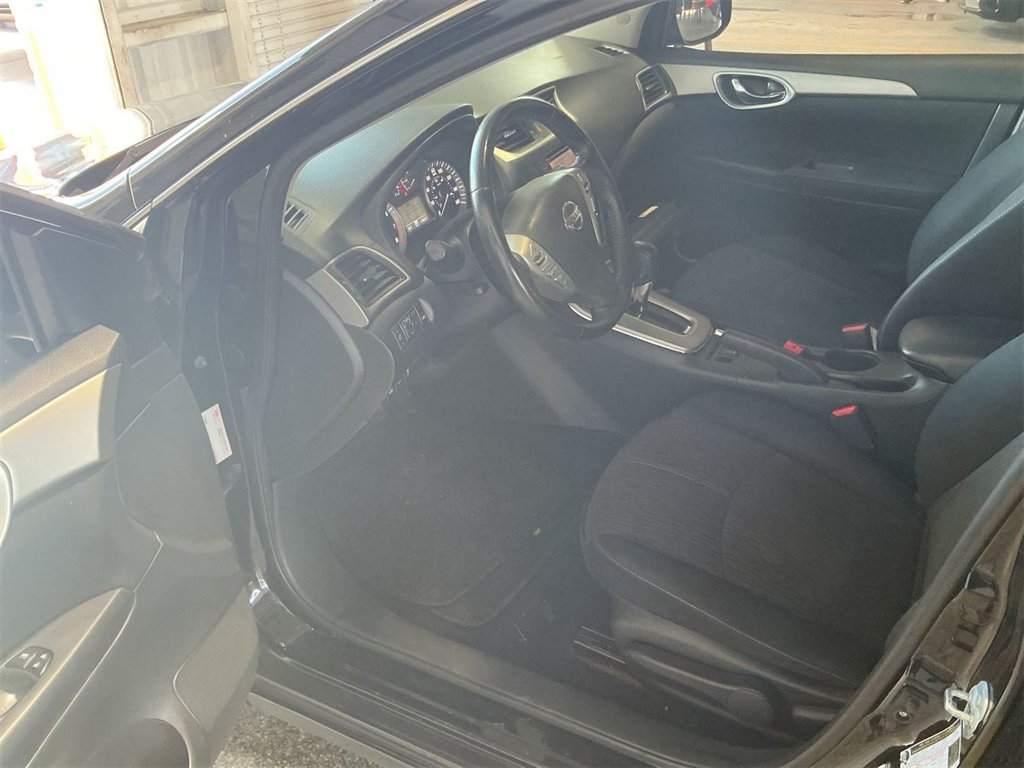 2015 Nissan Sentra - $1,850