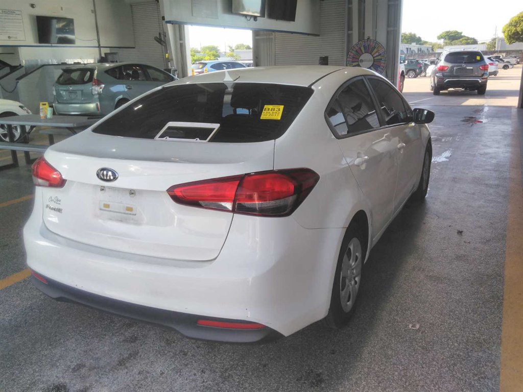 2017 Kia Forte - $1,850