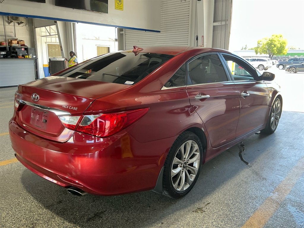 2013 Hyundai Sonata - $1,550