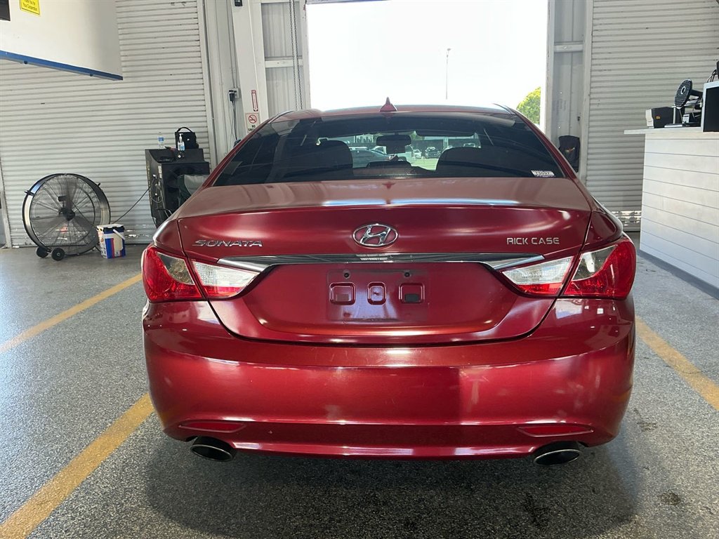 2013 Hyundai Sonata - $1,550