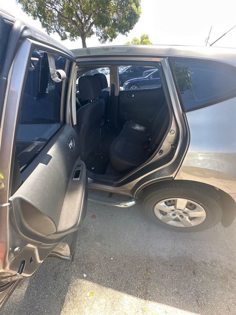 2014 Nissan Rogue - $1,750