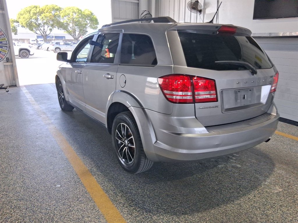 2018 Dodge Journey - $1,950
