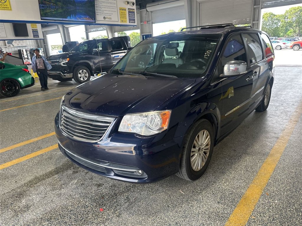 2013 Chrysler Town And Country