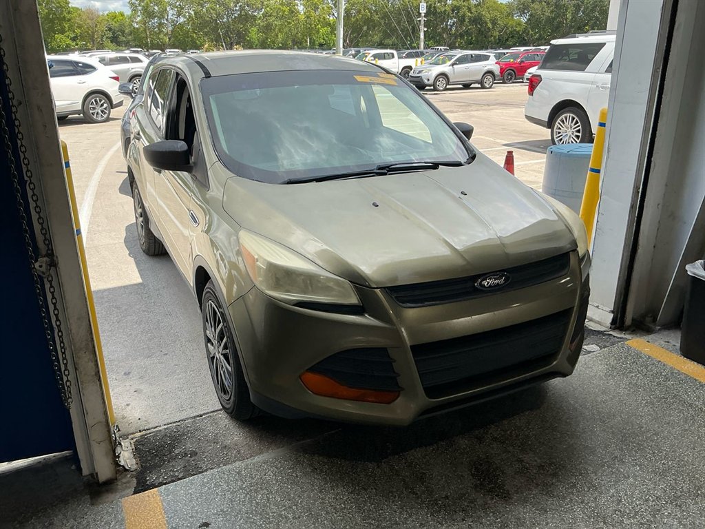 2014 Ford Escape S