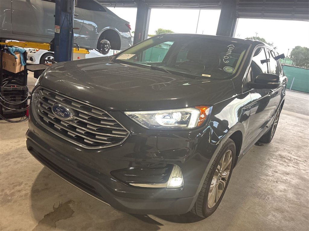 2021 Ford Edge Titanium