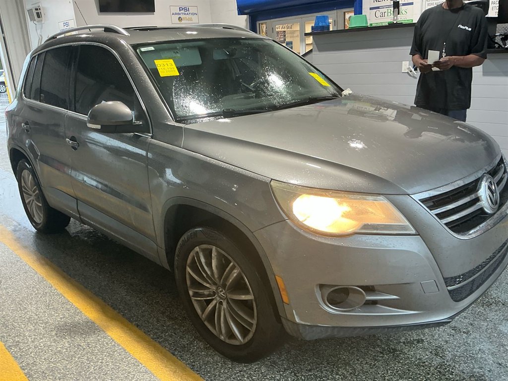 2009 Volkswagen Tiguan S