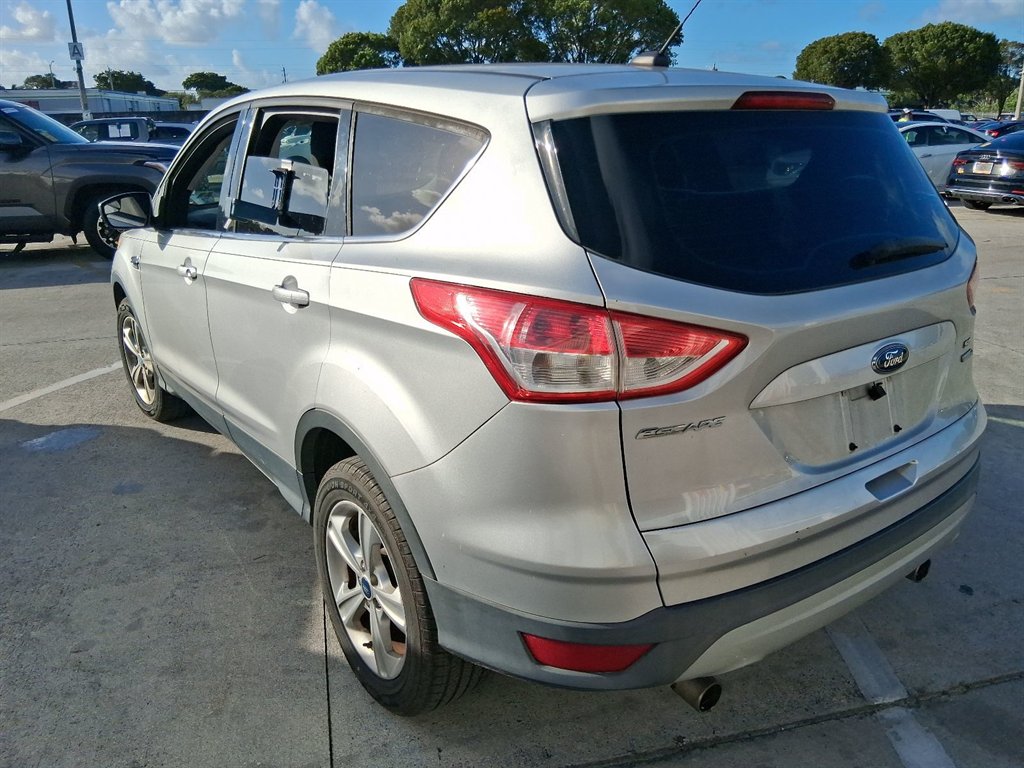 2013 Ford Escape - $1,250