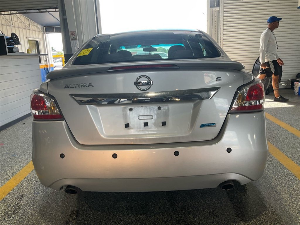 2014 Nissan Altima - $1,250