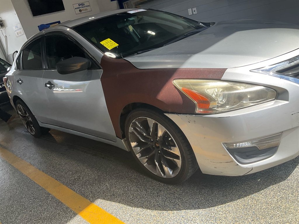 2014 Nissan Altima - $1,250