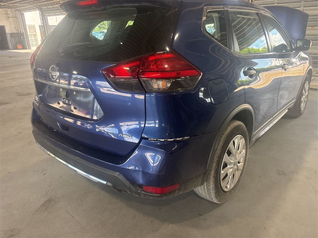 2017 Nissan Rogue - $2,450
