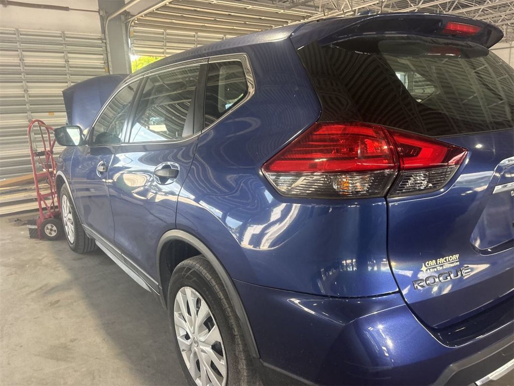 2017 Nissan Rogue - $2,450