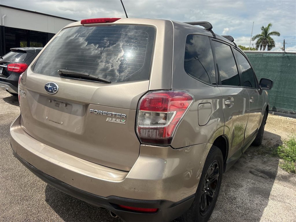 2014 Subaru Forester - $1,250