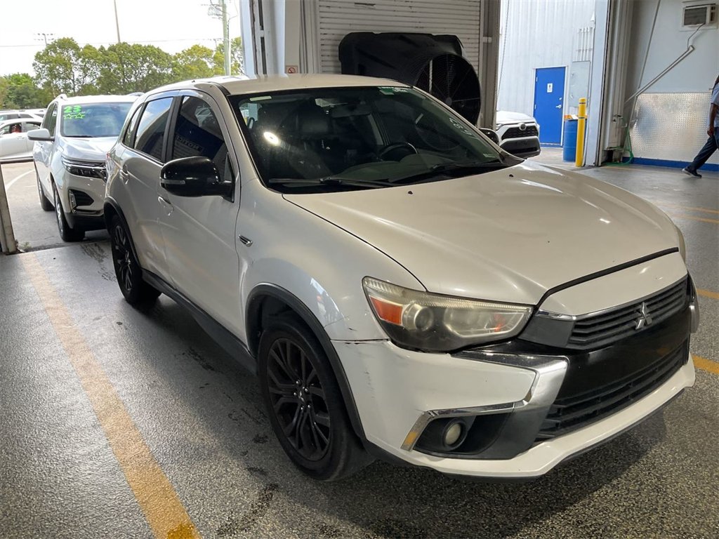 2017 Mitsubishi Outlander Sport ES 2