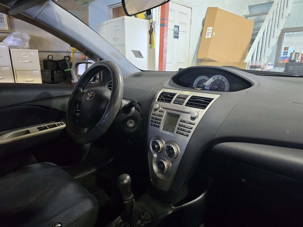 2007 Toyota Yaris photo