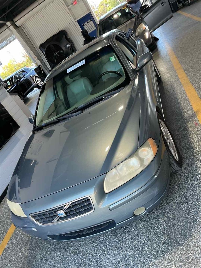 2005 Volvo S60 2.5T photo
