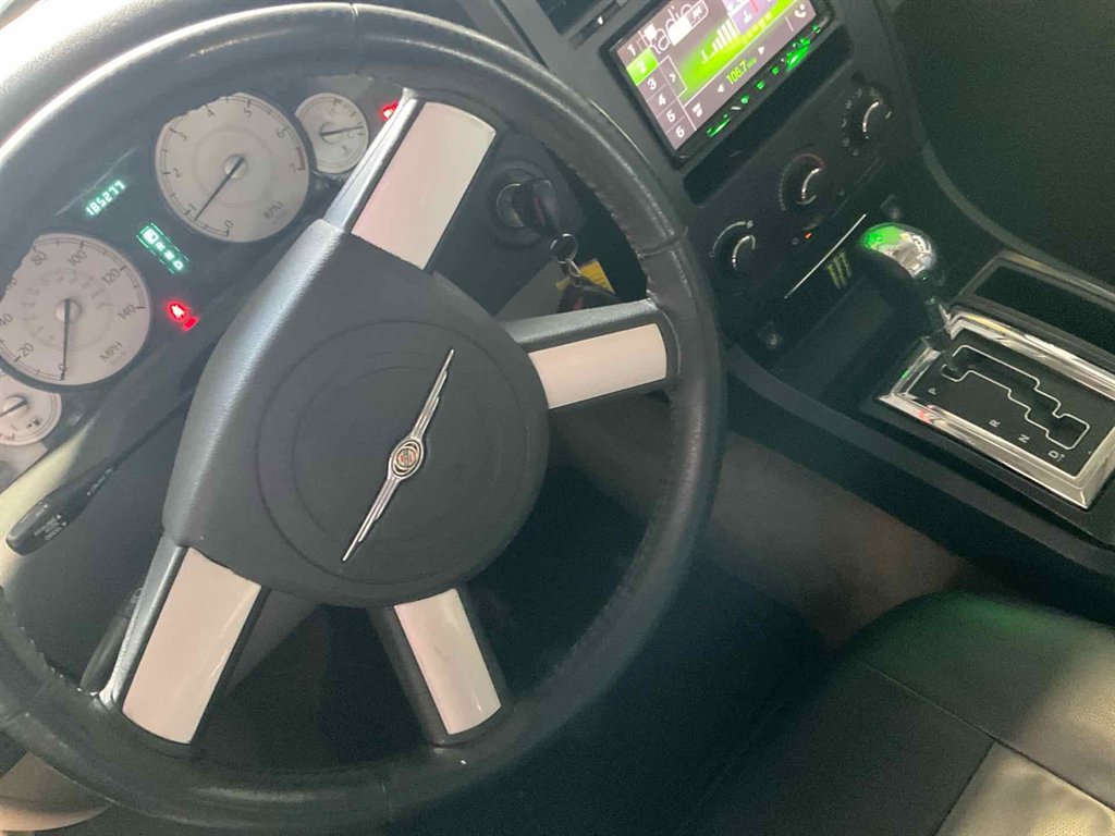 2006 Chrysler 300 Touring photo