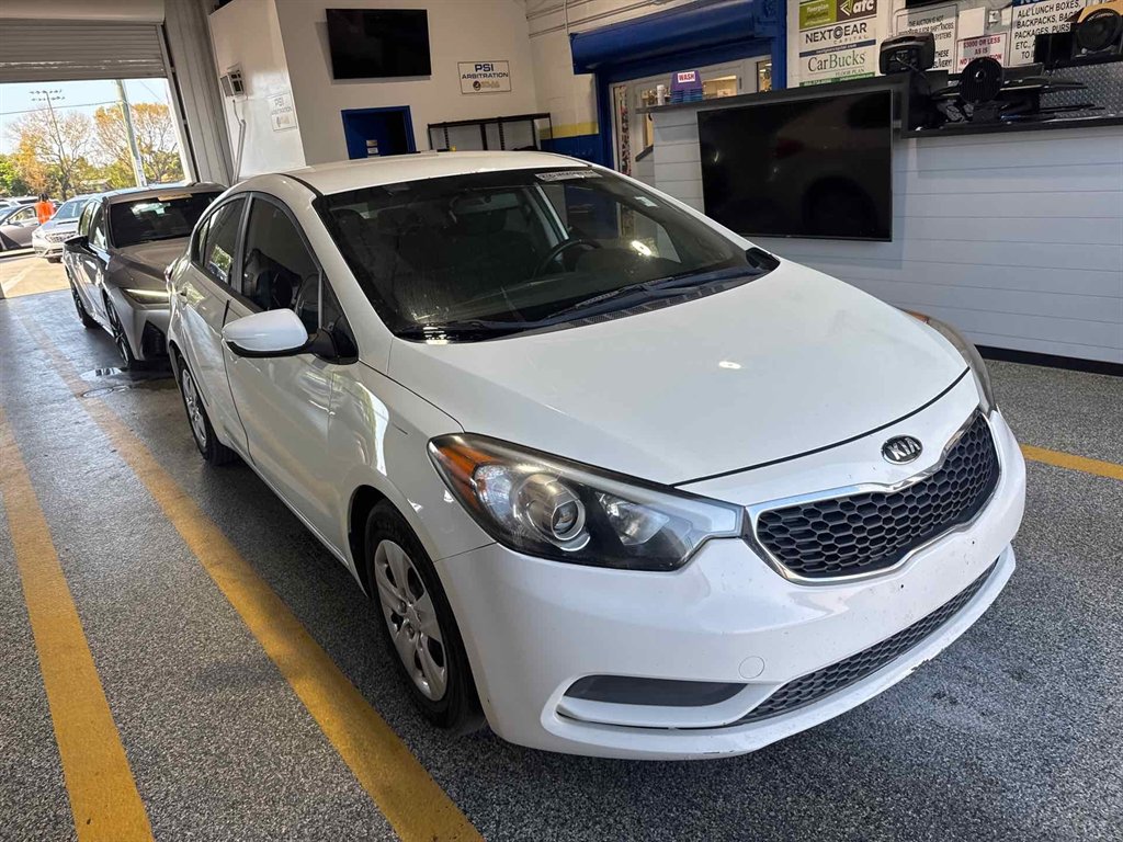 2016 Kia Forte LX photo