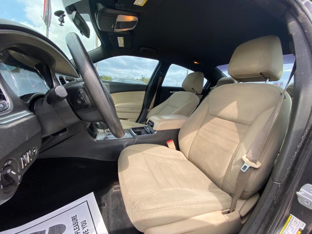 2014 Dodge Charger SE photo